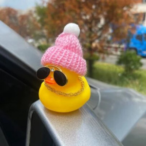  Cartoon Duck Design Car Ornament