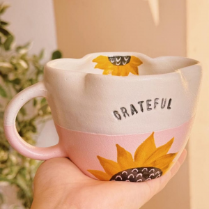 Pottery Grateful  mug 