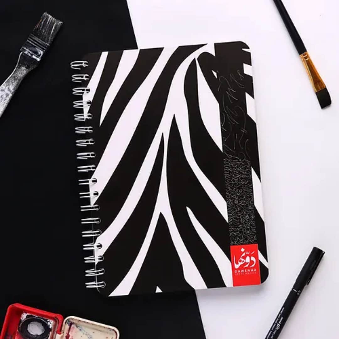 كتاب رسم - أبيض/ أسود ( A 4 )
